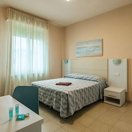 Hotel Villa San Giuseppe San Bartolomeo Al Mare Exterior foto